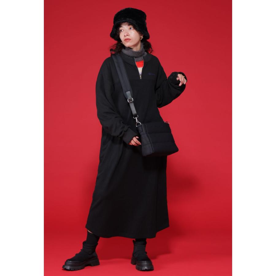 アンティカ  クッションバッグ antiqua（アンティカ） モノグラム柄 クッションバッグ レディース