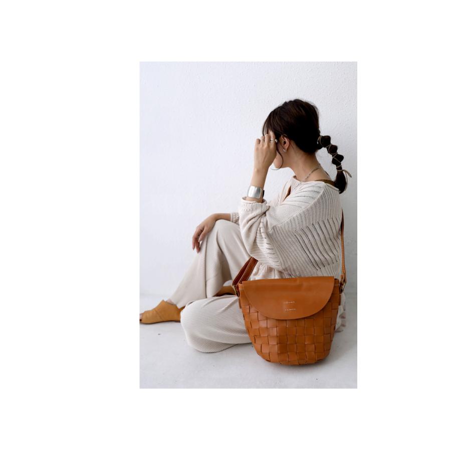 antiqua（アンティカ） 本革 ショルダーバッグ バッグ レディース 鞄