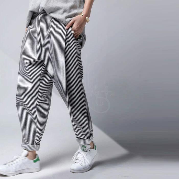 antiqua（アンティカ） ストライプ柄 テーパードパンツ パンツ