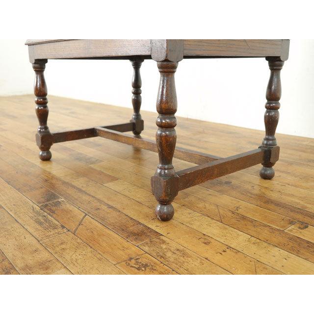 ライティングビューロー 上品な雰囲気 シンプルなシルエット