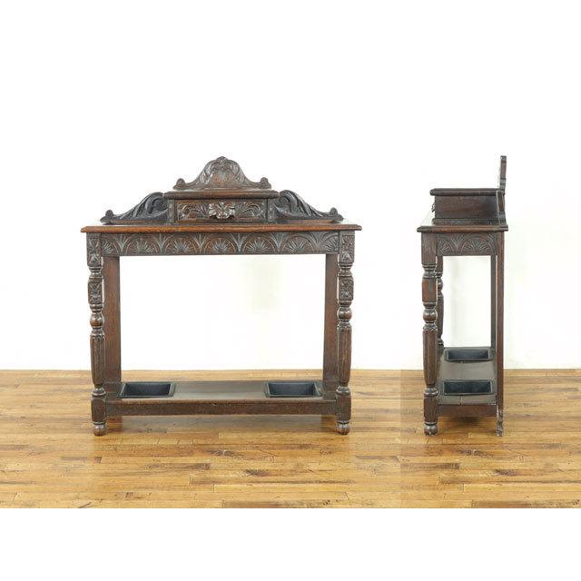 ステッキスタンド 美しい彫刻 重厚なたたずまい 傘立て 玄関 イギリス