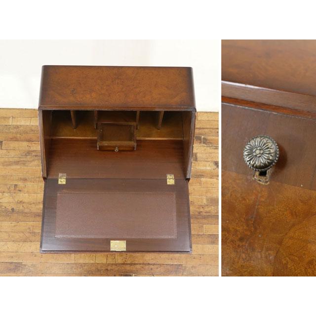 ライティングビューロー 小ぶりなサイズ すっきり上品な印象 杢目を