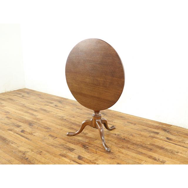 チルトトップテーブル 天板を立ち上げることができる ワインテーブルの