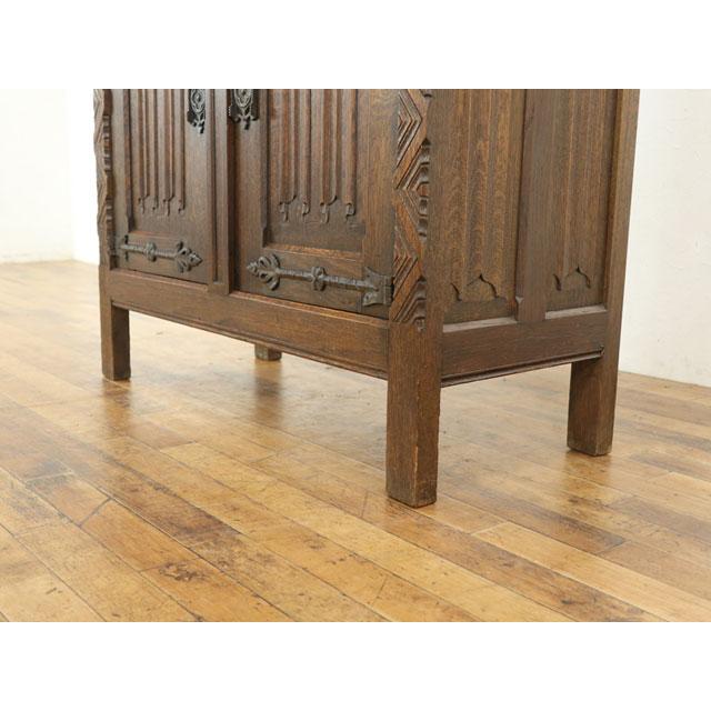 アンティーク キャビネット 少し薄型 ゴシックスタイル キャビネット 64595 アンティーク