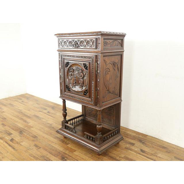 木製彫刻装飾キャビネット　アンティーク 1880年頃 フランスアンティーク 牧歌的な風景の彫刻 キャビネット 幅77