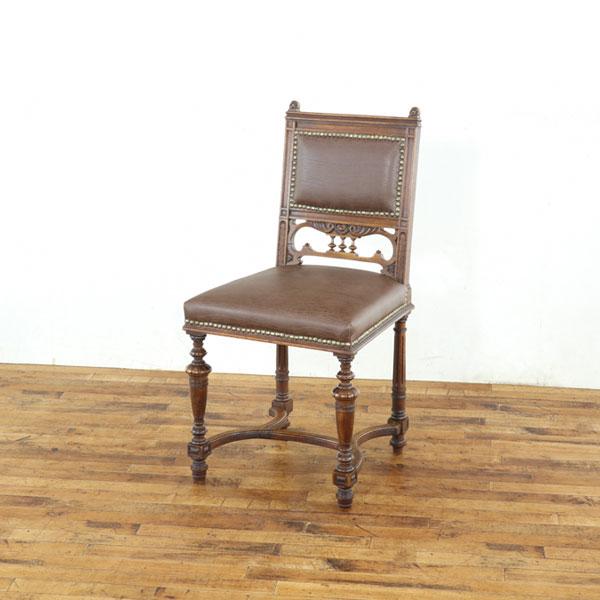 ✦ネオクラシカル様式✦透かし彫り×メダリオン装飾 ダイニングチェア