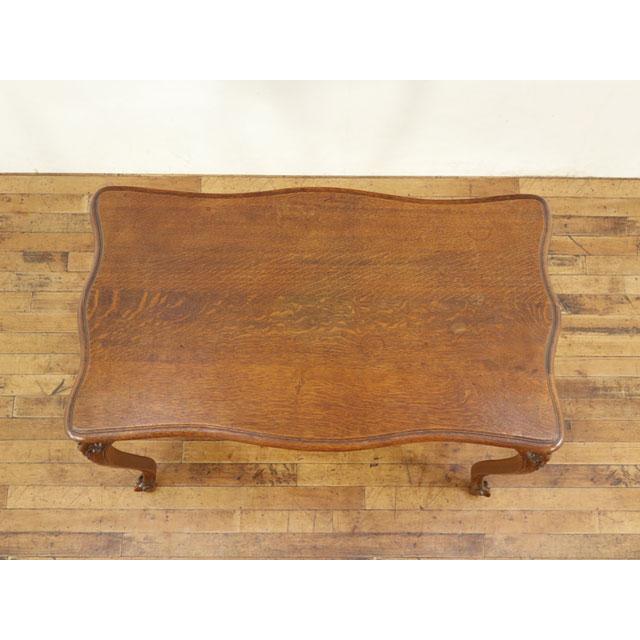 サイドテーブル 優雅で上品な雰囲気 美しい彫刻 猫脚 テーブル