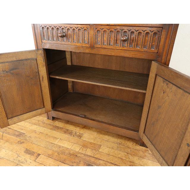 イギリス　アンティーク　シェルフ　サイドボード　キャビネット　英国　カップボード イギリスアンティーク コートカップボード 収納棚 オーク材 v_57783