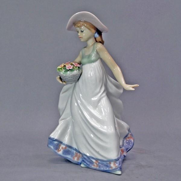 LLADRO リヤドロ (lladro)春の花かご 5790 : アンティーク慈光 LLADRO リヤドロ (lladro)春の花かご 5790 : アンティーク慈光