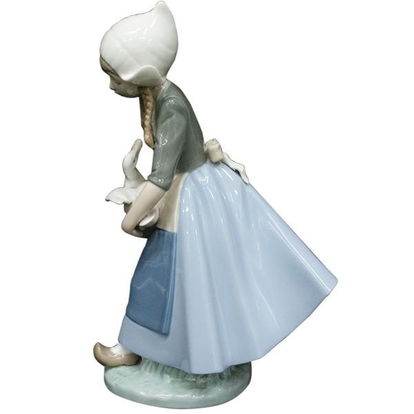 LLADRO リヤドロ （lladro） フィギュリン 少女とアヒル 5066
