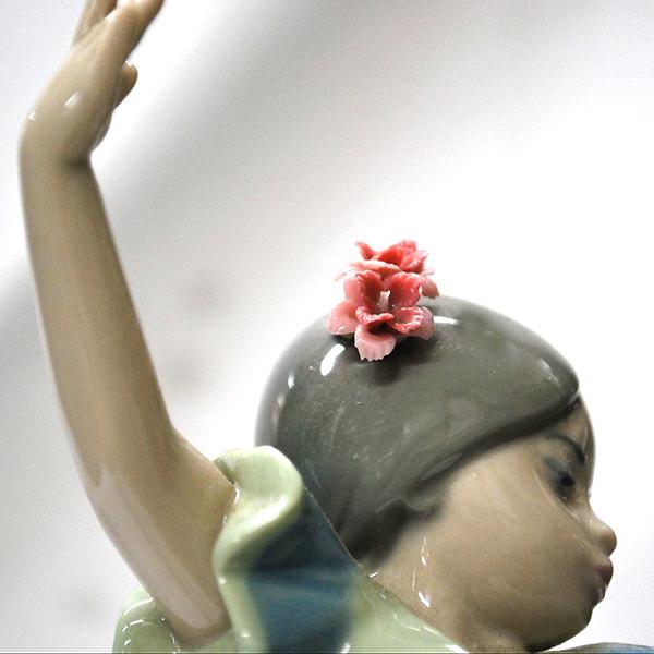 美品　リヤドロ LLADRO リトルダンサー ロリータ フラメンコ　最終値下げ リアドロ （lladro） フィギュリン 『リトルダンサー・ロリータ