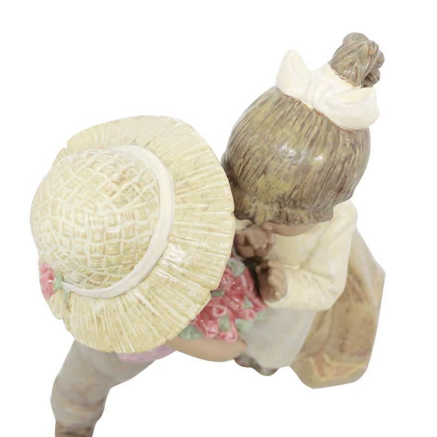 リヤドロ（lladro） 「A Child's Present」12440 グレス　フィギュリン　箱付き　t-112｜antiquesjikoh｜07