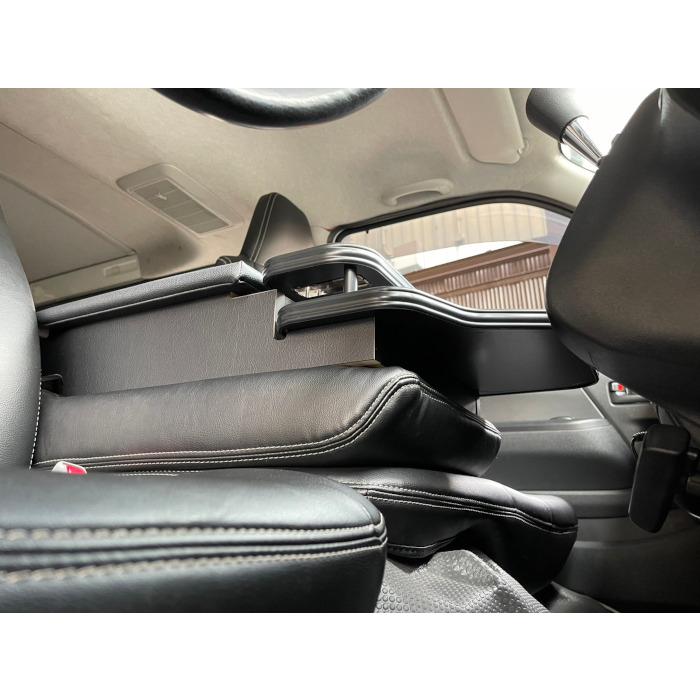Bussell 200系ハイエース DX DX-GLパッケージ 標準ボディ専用 センター