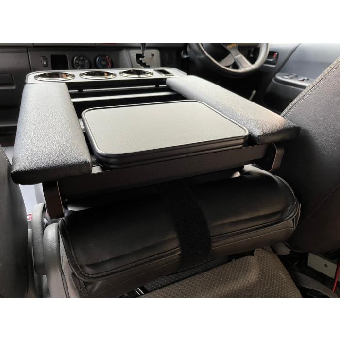 Bussell 200系ハイエース DX DX-GLパッケージ 標準ボディ専用 センター