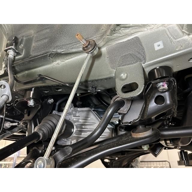 オウジファクトリーDA17W/Vスタビリンク移設キット