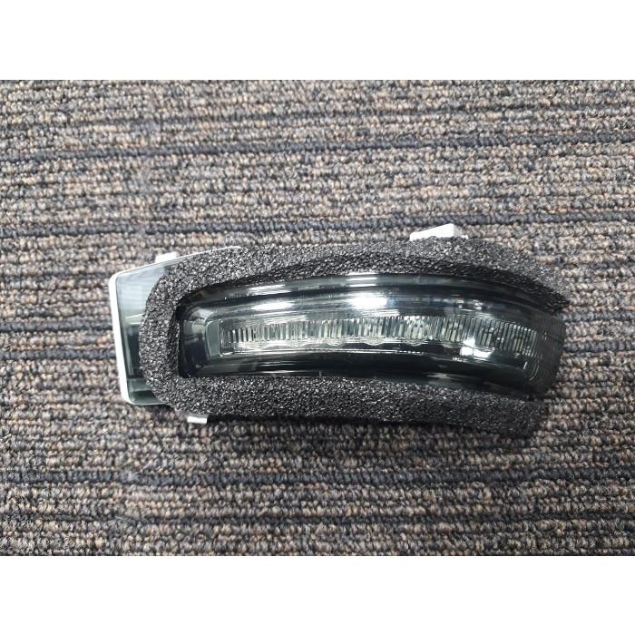 流れるウインカー シーケンシャルウインカー スモークレンズ SUZUKI