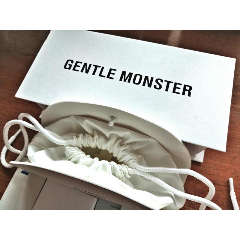 Gentle Monster ジェントルモンスター Lilit サングラス /黒 Gentle Monster ジェントルモンスター Lilit サングラス /黒