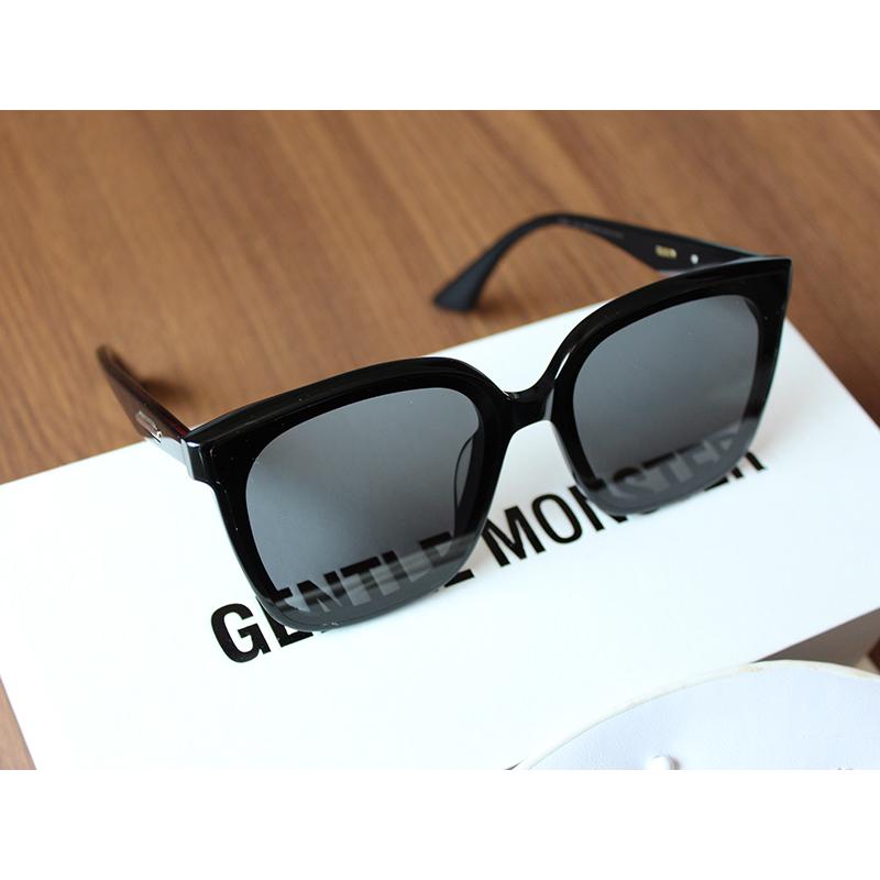 新品未使用※人気モデル*GENTLE MONSTER・ジェントルモンスター 新品未使用※人気モデル*GENTLE MONSTER・ジェントルモンスター