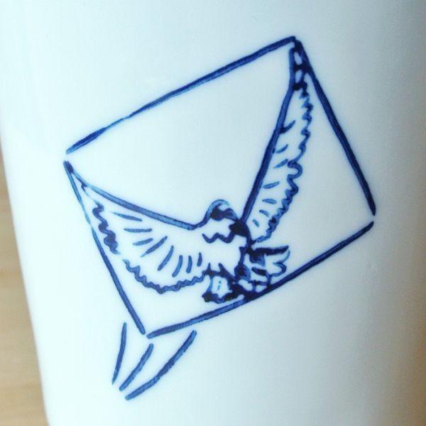 販売終了■マグカップ 鳩 Lサイズ HATO Departure letter クリア ホワイト マルチカップ ハト 1万円以上送料無料 クリックポスト不可 |  | 02