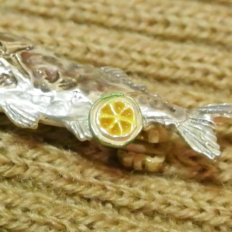 販売終了■ブローチ サンマ 秋刀魚の塩焼き Palnart Poc パルナートポック PB095 送料200円 1万円以上送料無料 |  | 11