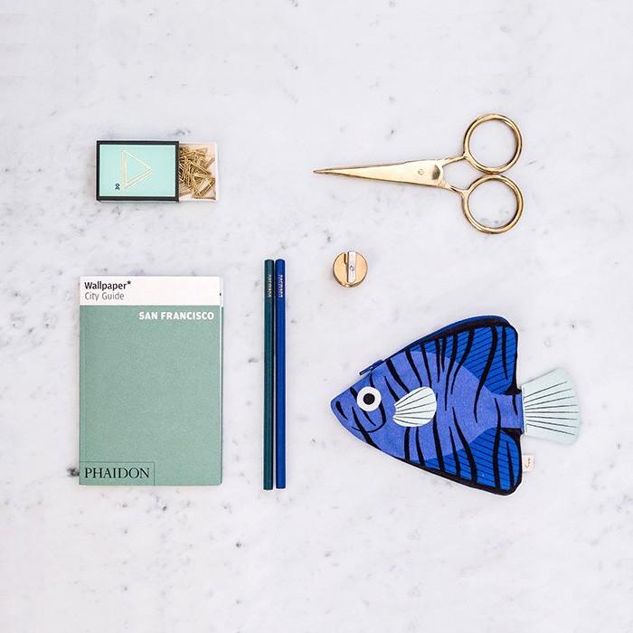 販売終了■おさかなポーチ 深海魚 DON FISHER ドンフィッシャー BLUE BATFISH お魚ポーチ 輸入雑貨 ブルー 送料200円 1万円以上送料無料 |  | 01