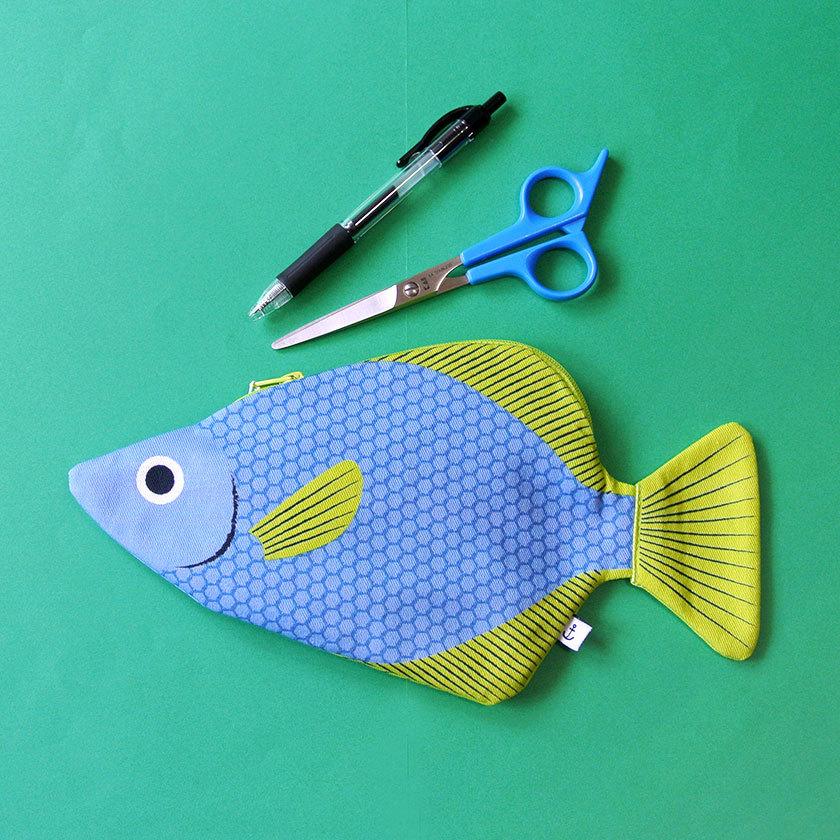 在庫処分 新商品 おさかなポーチ テッポウウオ Don Fisher ドンフィッシャー Arquero お魚ポーチ 輸入雑貨 青 アマゾン 送料0円 1万円以上送料無料 Krntner Pflege Service 04b At