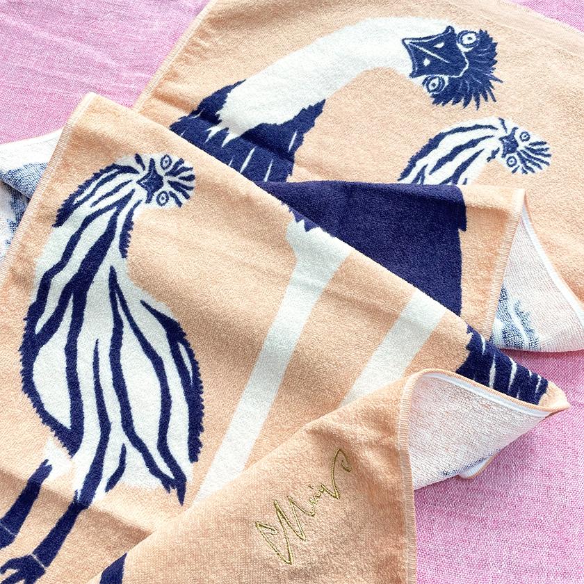 タオル手ぬぐい 不思議がるエミュー家族 moritaMiW 送料200円 1万円以上送料無料 | 