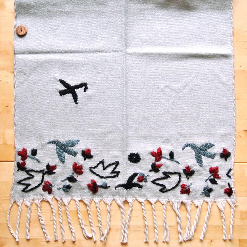 販売終了■ストール 鳥 プータルハ 2way 大判 ショール マフラー ひざ掛け グレー ブルー 送料200円 1万円以上送料無料 |  | 08