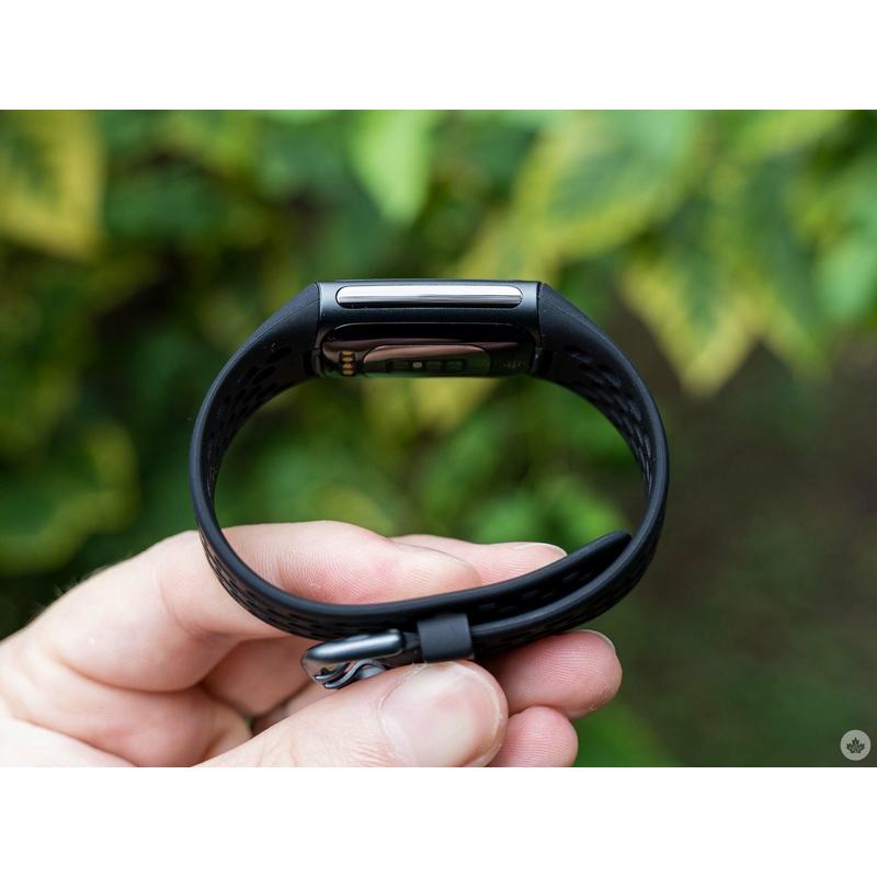 [アウトレット]Fitbit charge5 フィットビット チャージ5 睡眠 管理 防水 フィットネス 防汗 歩数計 スマートウォッチ 送料無料 ブラック | Fitbit Charge | 01