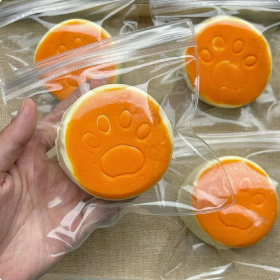 スクイーズ ぷにぷに やわらか もちもち かわいい いちごケーキ 蒸しパン チーズケーキ ドーナツ シュークリーム 肉球おにぎり コインドッグ いちご 目玉焼き ネ |  | 05
