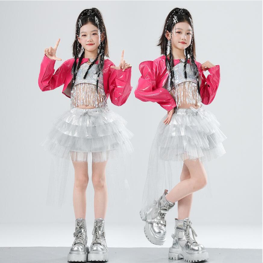 女の子 ジャズ ダンス衣装 キラキラ 光沢あり 舞台演出服 レザー羽織 