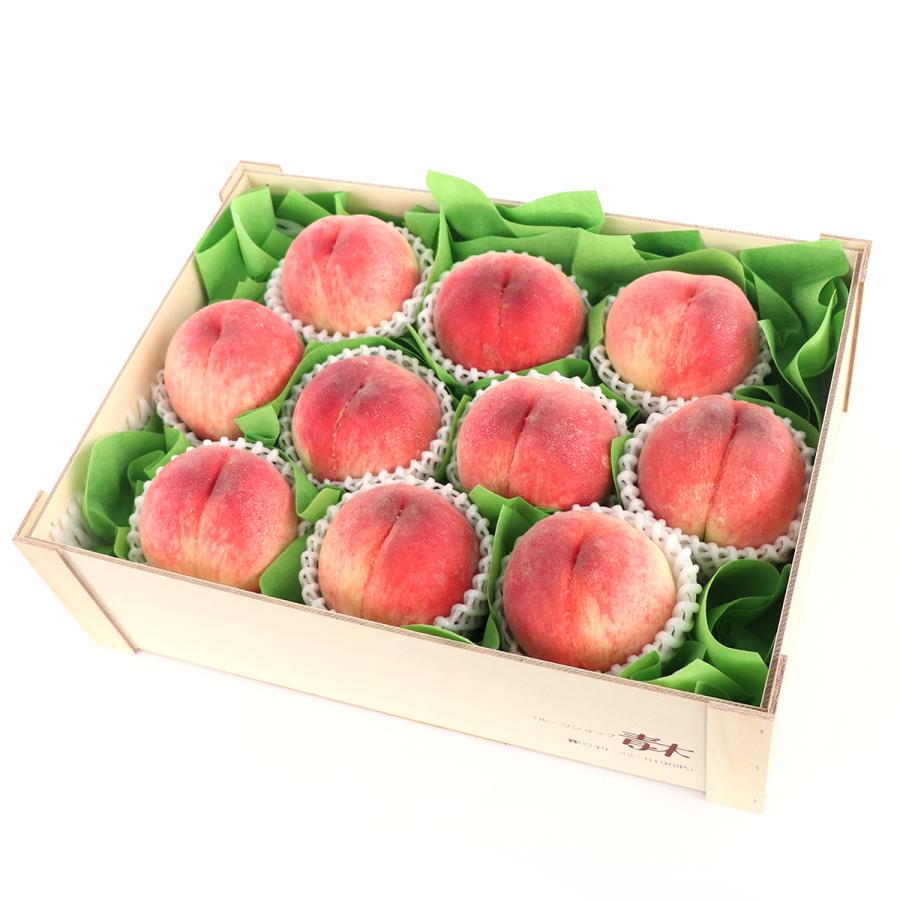 山梨の甘い桃特大を2キロ箱に6個詰め発送料金据え置き今だけももやの