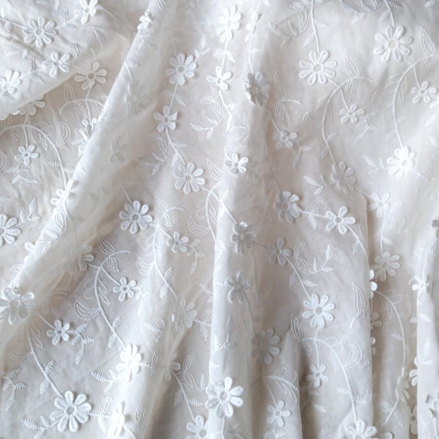 立体花柄刺繍レース生地 幅広 ポリエステコットン刺繍生地 50cm単位 綿