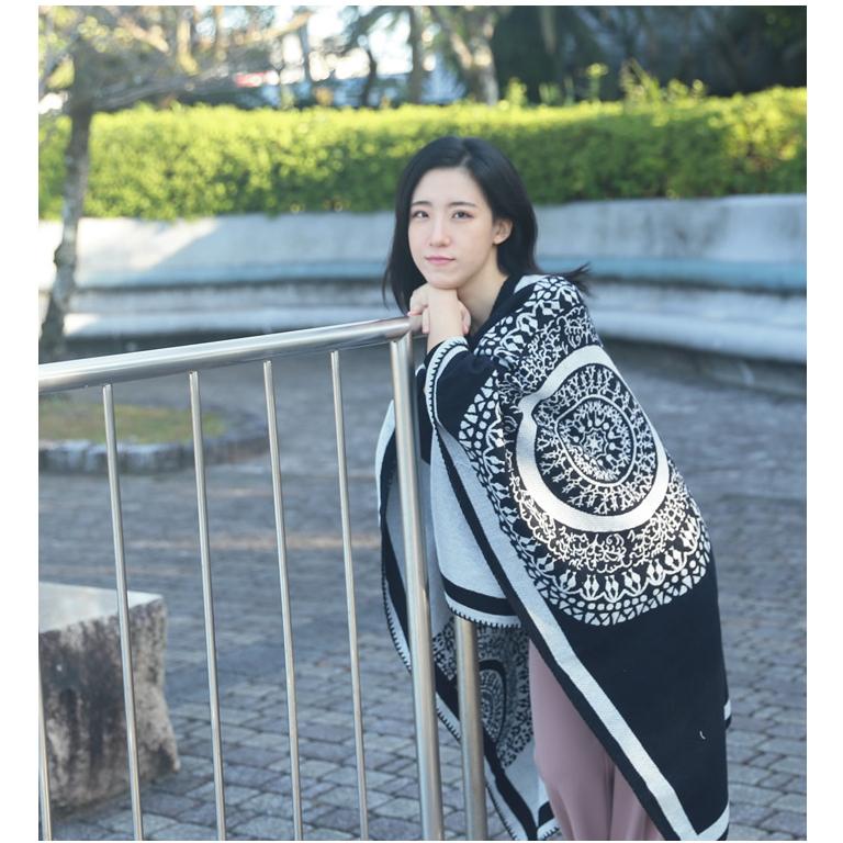 マフラー ポンチョ マントコート 大判 肩掛け 膝丈 厚手 秋冬 人気