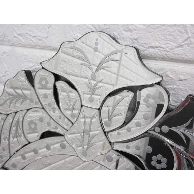 【未使用品】 ウォールミラー 楕円型 シルバー 輸入雑貨 大型 オーバル 銀色 絵付け 壁掛け鏡 姿見 一面鏡 レリーフ デコラティブ インテリア |  | 01