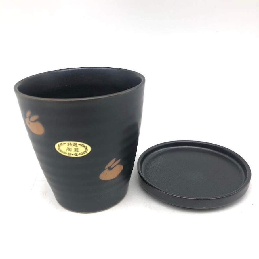 【未使用品】 美濃焼 水峰窯 小皿付きカップ5個＆中皿セット 五釉うさぎ 5色 陶器製 湯呑 蓋にもなる小皿付 兎 三角皿 プレート 和食器 |  | 02