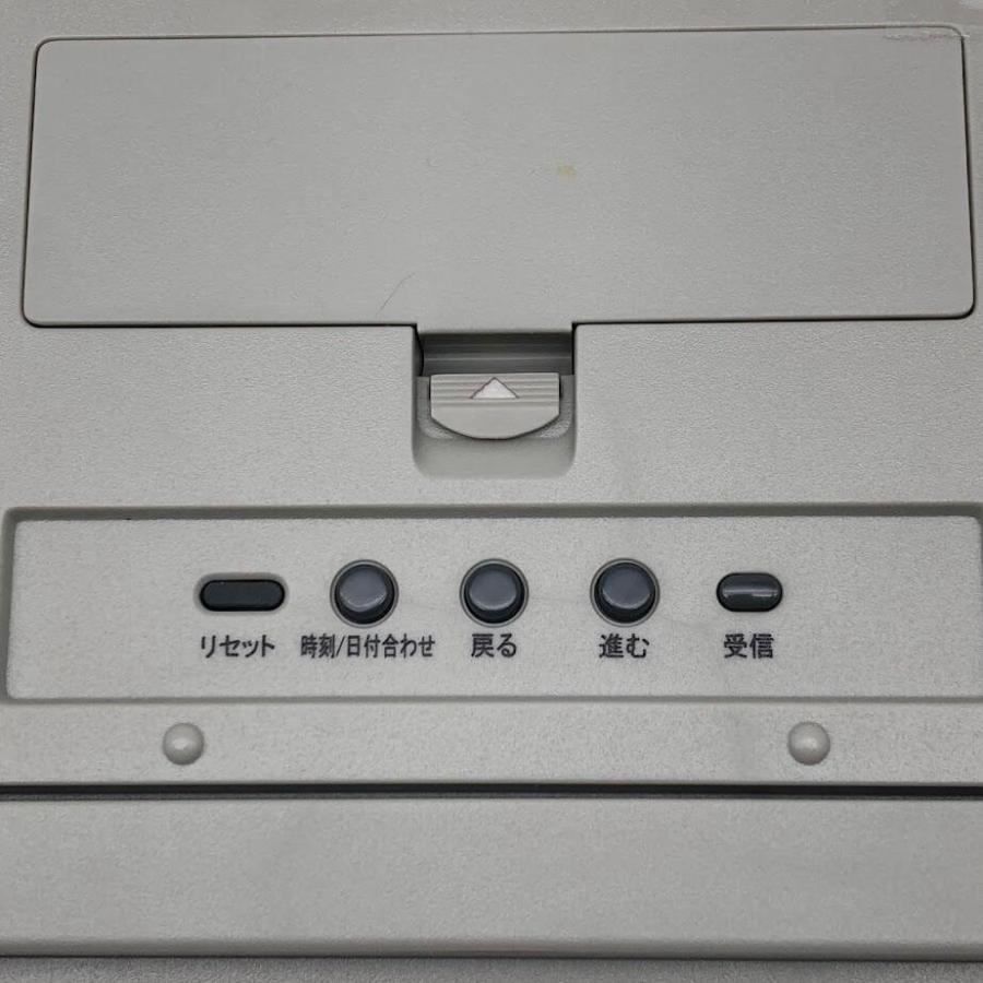 【中古】 セイコー デジタル電波時計 SQ413W 温湿度計付き SEIKO 電波時計 大きめ 角型 日付表示 温度計 湿度計 |  | 04