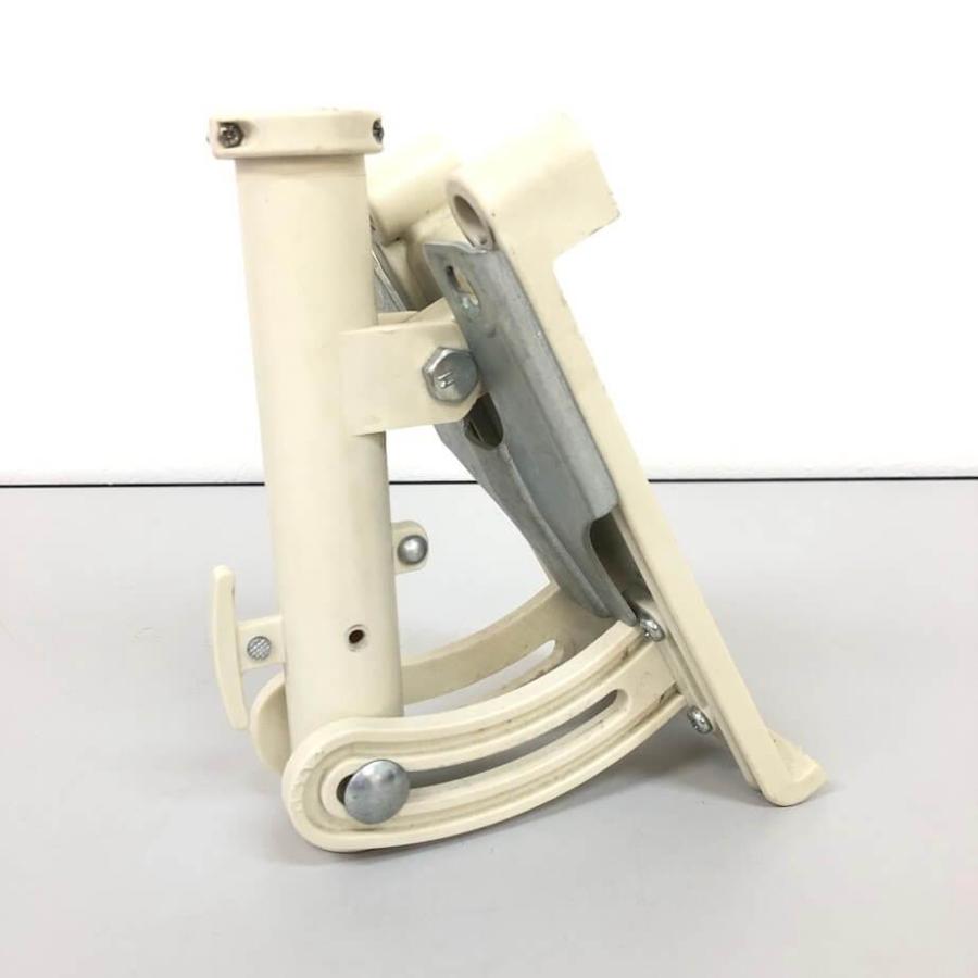 【中古】 マルチポールホルダー ホワイト系 取扱説明書付 こいのぼり 鯉のぼりホルダー ポール立て のぼり 固定 ベランダ 壁 マルチポールホルダー 中古 |  | 01