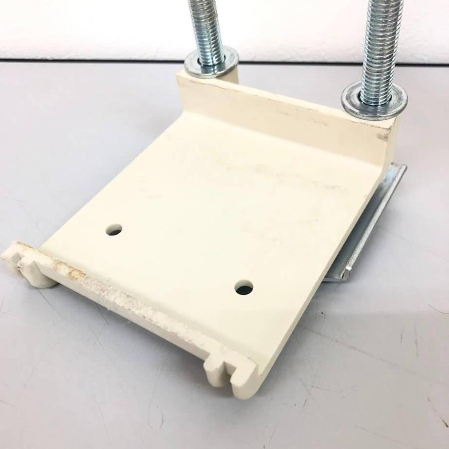 【中古】 マルチポールホルダー ホワイト系 取扱説明書付 こいのぼり 鯉のぼりホルダー ポール立て のぼり 固定 ベランダ 壁 マルチポールホルダー 中古 |  | 03