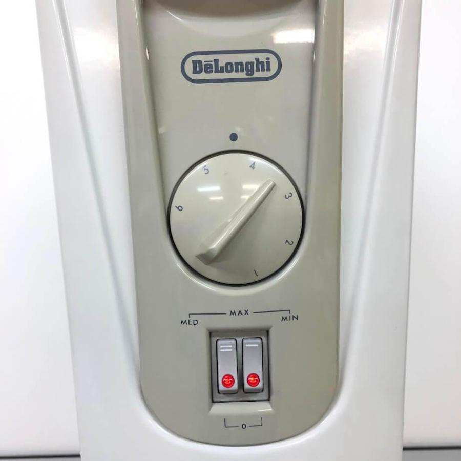 【中古】 デロンギ オイルヒーター 081321TEC ホワイト 8枚フィン 1300W 3〜9畳 DeLonghi キャスター付 ヒーター 暖房 白 ダイヤル式タイマー |  | 02