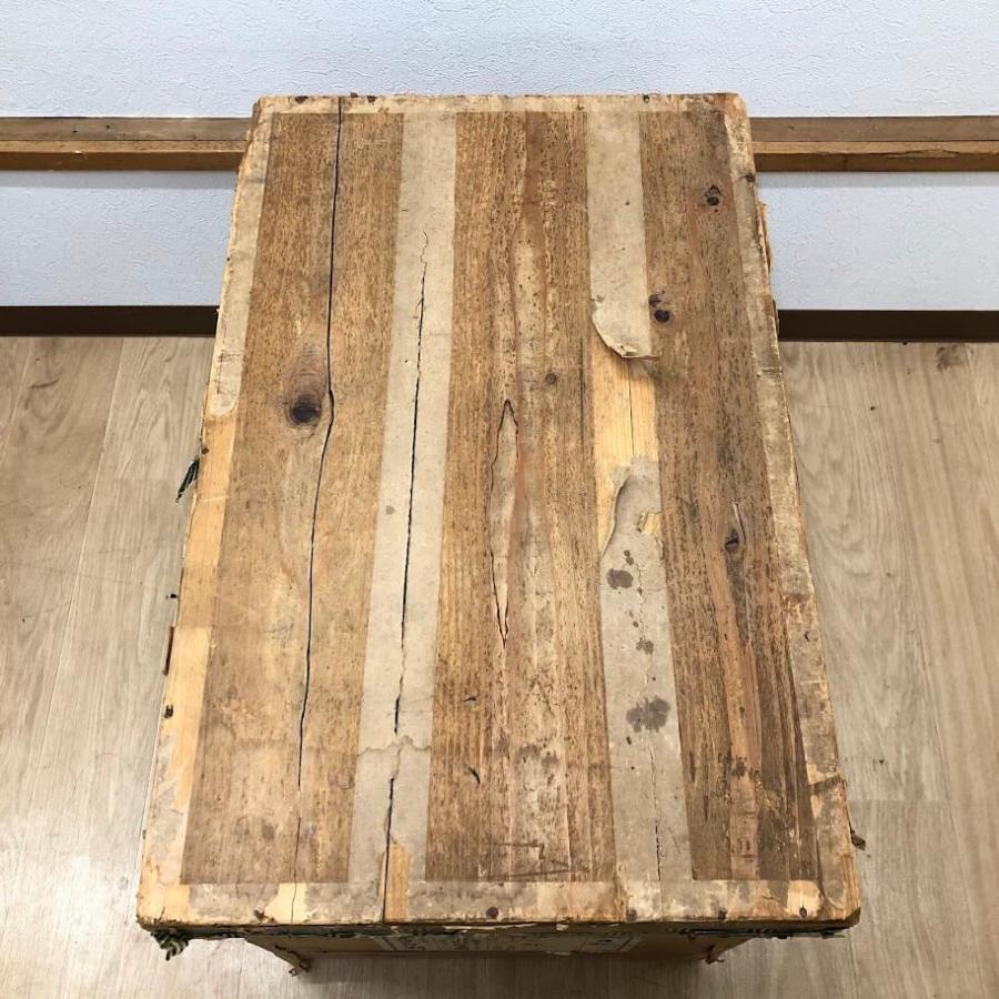 【中古】 茶箱 大型 木箱 木製 収納箱 赤澤屋望月商店 昭和レトロ 衣装ケース 収納 保存箱 蓋付き 収納ボックス 作業台 DIY ブリキ お茶 |  | 03