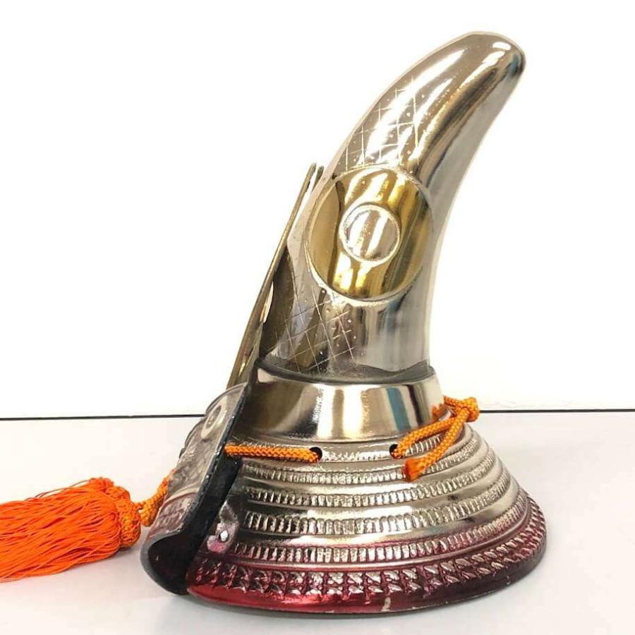 【中古】 兜飾り 出世兜 加藤清正 銀色 三日月 座布団付き 五月飾り 五月人形 置物 縁起物 金属製 和風 飾り アンティーク インテリア オブジェ |  | 01