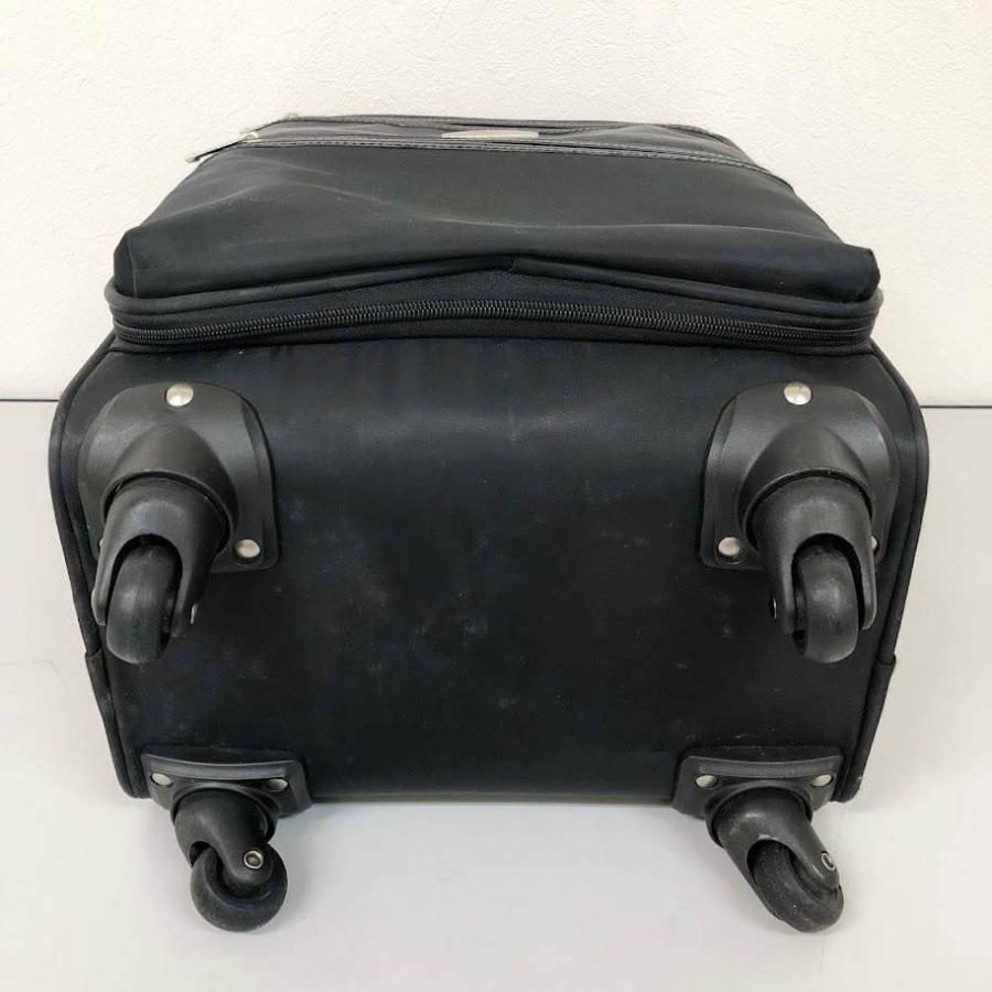 【中古】 SHIFT ソフトキャリーケース 黒 ジッパー式 4輪 スーツケース ブラック 旅行バッグ 鞄 シンプル キャリーバッグ |  | 04