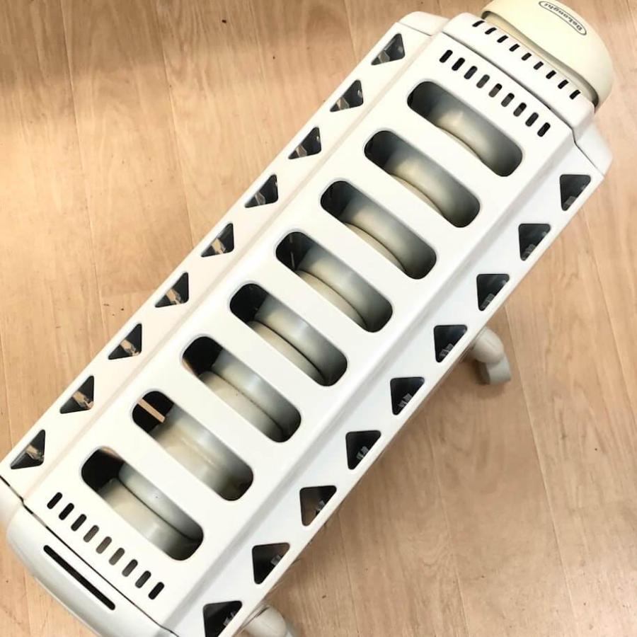 【中古】 デロンギ オイルヒーター DO91549EFS ホワイト 9枚フィン 1500W 4〜10畳 取扱説明書付 DeLonghi キャスター付 ヒーター |  | 03