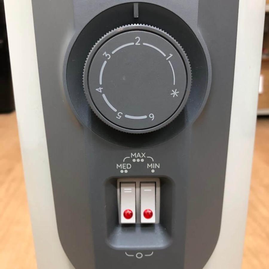【中古】 デロンギ オイルヒーター RHJ10F0812-SG ストーングレー 8枚フィン 1200W 8〜10畳 DeLonghi キャスター付 ヒーター 暖房 |  | 02