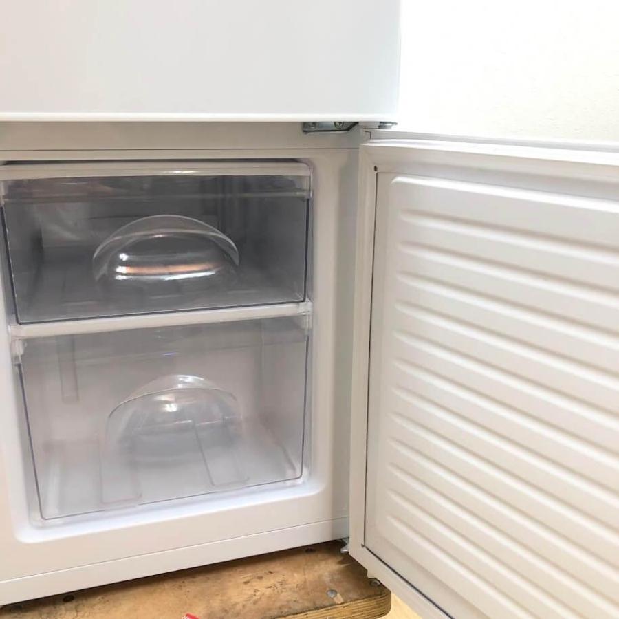 【中古】 ニトリ 冷蔵庫 106L NTR-106WH ホワイト 2ドア 右開き グラシア 単身向け 一人暮らし 冷凍冷蔵庫 冷凍庫 白 引き出し式冷凍庫 コンパクト 冷蔵庫 中古 |  | 03
