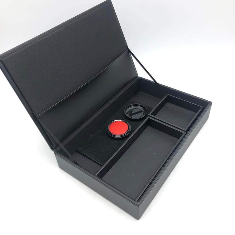 【中古】 レザー調 契約トレーボックス ブラック 朱肉入れ 印鑑入れ 契約用品入れ 高級感 事務用品ボックス 小物入れ 黒 契約トレーBOX 中古 |  | 01