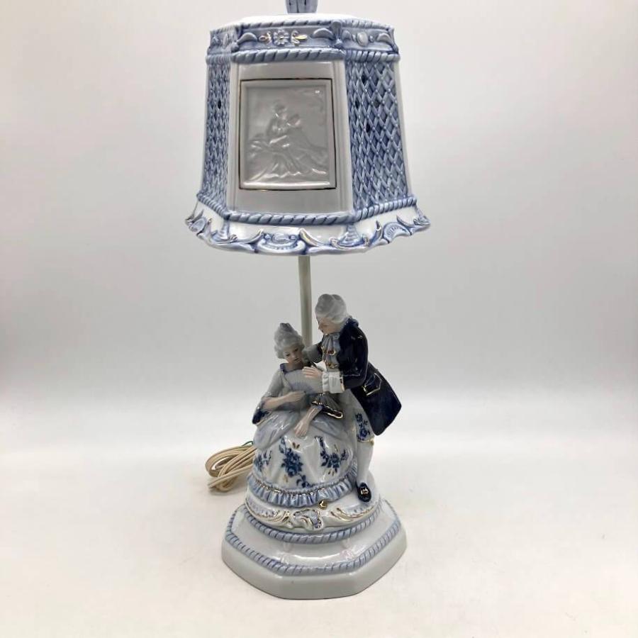 【中古】 陶器製 テーブルライト KPM 西洋陶器 卓上ライト スイッチ付き スタンドライト ナイトスタンド 照明 電気 ランプ 洋風 陶器人形 |  | 02