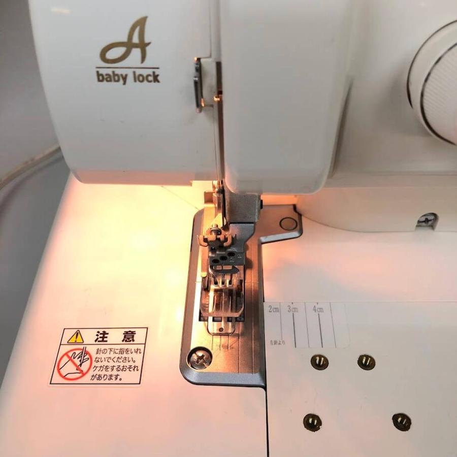 【中古】 ベビーロック カバーステッチミシン BL72S ふらっとろっく ホワイト フットコントローラー付 元箱入り 取扱説明書付 baby lock 家庭用 ハンドメイド | ふらっとろっく | 03