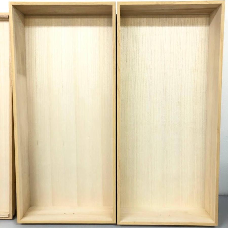 【中古】 総桐衣装ケース 3段 キャスター付き 蓋付き 隅金具付き 桐衣装箱 収納家具 着物収納 押し入れ収納 収納ボックス 桐箱 押入れ |  | 02